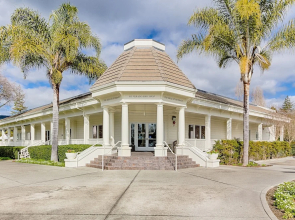 Studio Condo Near Trails #SILV375C