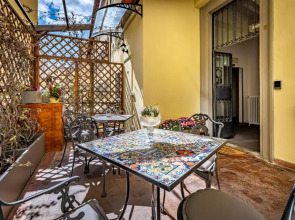 Maison Pitti Florence