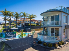 The Palms Apartments