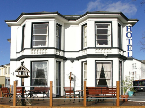 Tor Dean Guest House