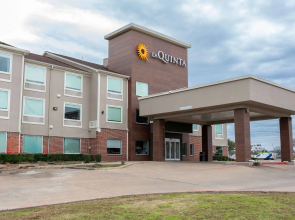 La Quinta Inn & Suites by Wyndham Dallas Mesquite