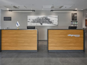 City Express Sta. Catarina Mty