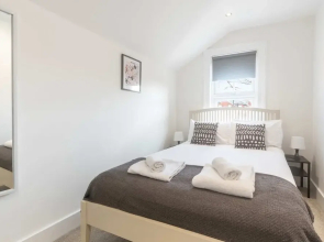 Host Stay Caversham Westfield House