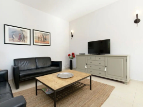 Luxurious Villa in Calonge With Swimming Pool