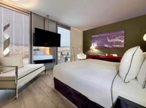 Melia Barcelona Sky