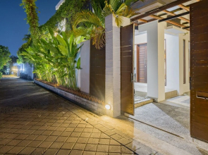 Villa Lotus
