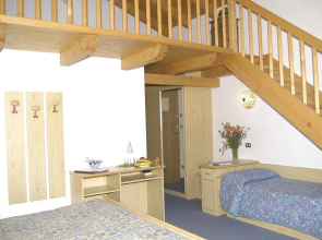 Debra Park Hotel