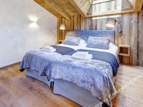 Chalet Caramel - OVO Network