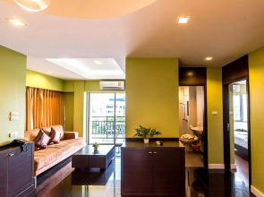 Palette Bella B All Suites Bangkok Hotel