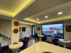 Spinel Hotel - Old City