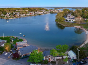 The Onset Beach Compound-Cape Cod Beach Resort & Oceanic Habitat