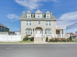 Ventnor City Retreat ~ 1 Block To Boardwalk!