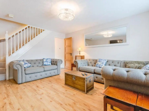 Cosy 2 bed - with relaxing garden!