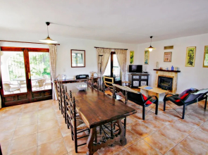 Flandes - traditionally furnished detached villa with peaceful surroundings in Benissa