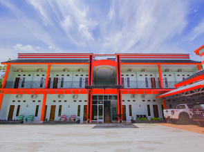 OYO 90063 Silver Homestay Syariah