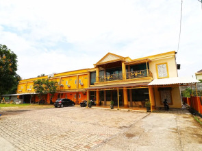 Ombey Guest House by ZUZU