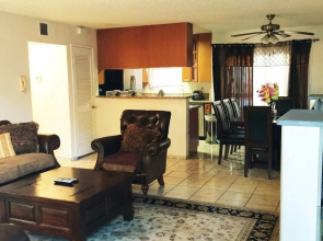 Fully Furnished Apartment in Glendale