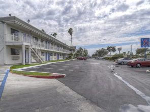 Motel 6 Los Angeles - Baldwin Park