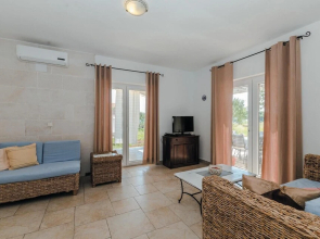 Amazing Home in Dobropoljana With 6 Bedrooms and Outdoor Swimming Pool