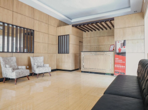 RedDoorz Plus @ Jalan Dr. Cipto Mangunkusumo Lampung