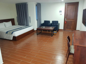 Victory Airport Hotel