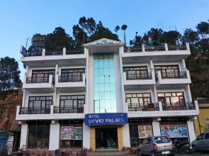 OYO 28044 Devki Palace Jain Hotel