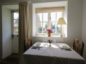 Noel Cottage