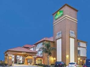 Sonesta Essential HOU Airport Road