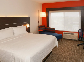Holiday Inn Express & Suites Denver - Aurora Medical Campus by IHG
