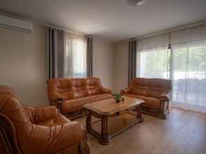 Family apartments in Šušnjići