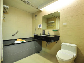 Baron's Hot Spring Hotel