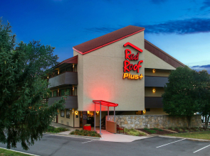 Red Roof Inn PLUS+ Statesville