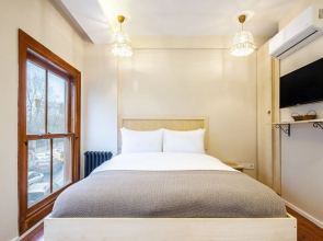 Pleasant Flat in the Heart of Balat