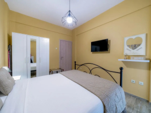 Kentrikon Deluxe Apt Must