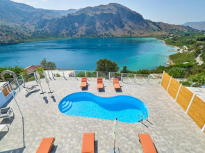 Gorgeous Lake Kournas Villa Brand New Private Pool