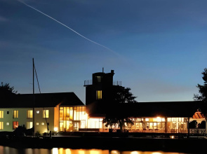 Hotel Utkiek und Pier 19