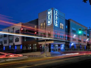 Stay Alfred on South Front Street