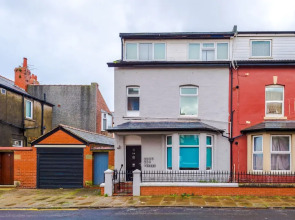 Stay With Empire - Windsor Terrace