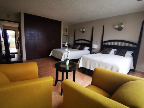 Lovely Beachfront Estudio in Hotel Zone