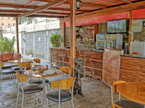 Serene Valley Apartments & Spa