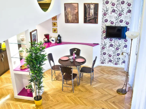The Fashion Street Apartments