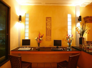 Aochalong Villa Resort & Spa