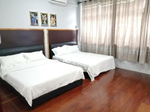Comfortable Family Room for 4 People in Kuching With Ac - Amida Point Services