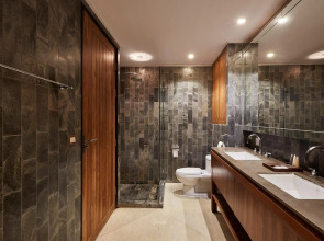 Отель The Bless Hotel and Residence