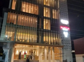 Hotel Le Lotus Grand Varanasi