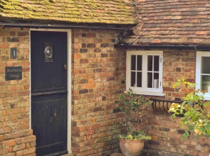 Magical & Unique Grade 2 Listed Cottage