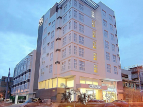 Aurum One Makati