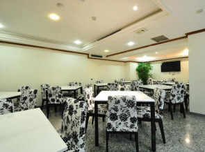 Baron's Hot Spring Hotel