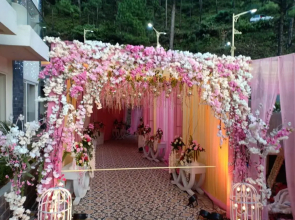 Wood Creek Resort & Spa Kasauli