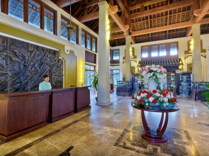Sun Spa Resort & Villas